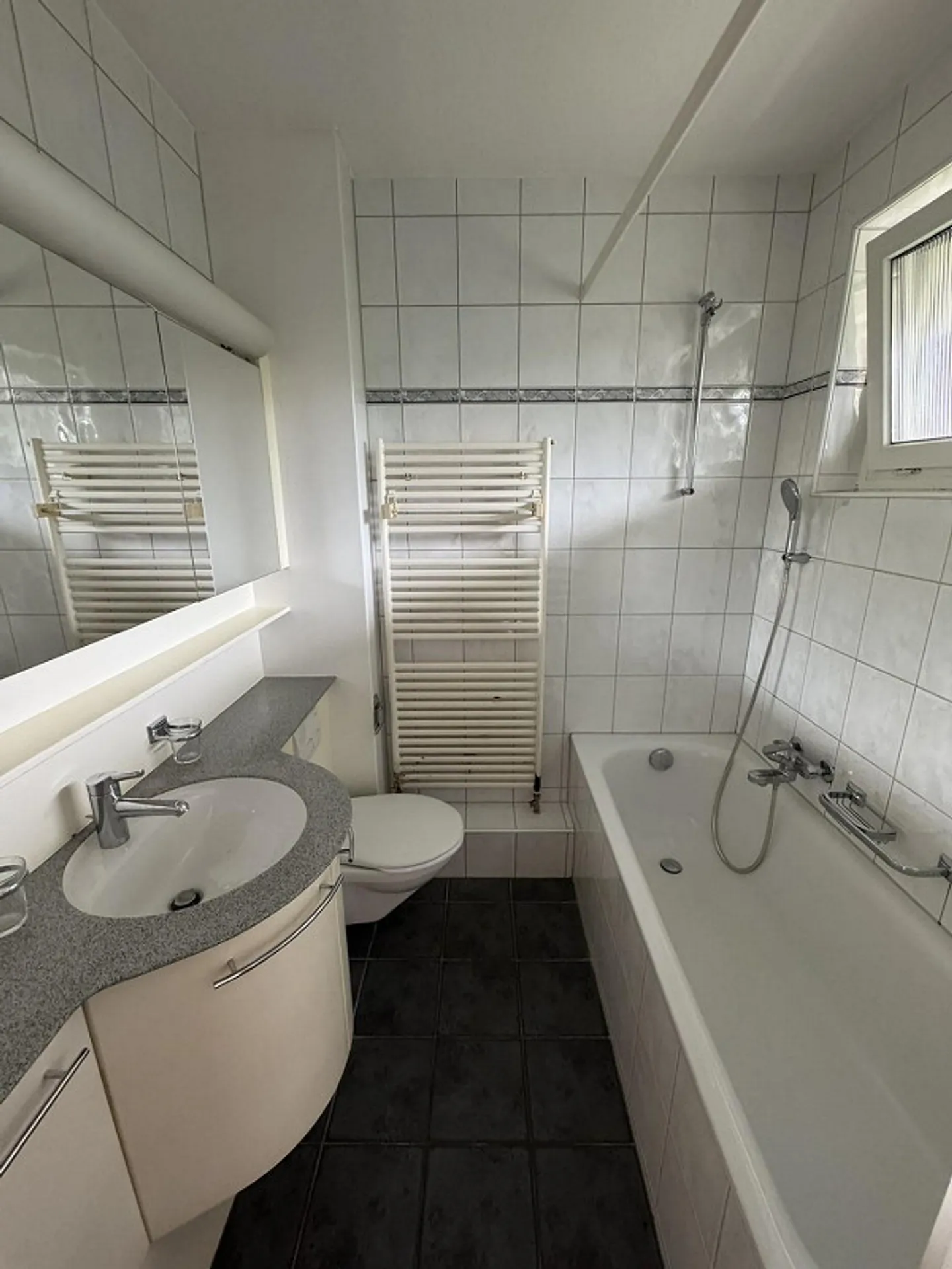 Appartement 4 pièces dans la verdure - Photo 11 sur 12