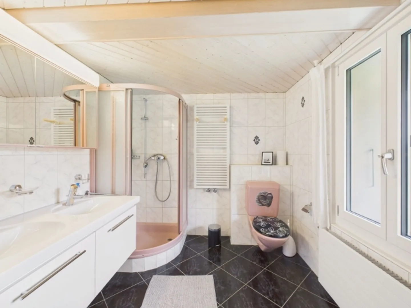 Spacious 4.5-room apartment in Schüpfheim – Living in nature with the best connections - Photo 9 of 13