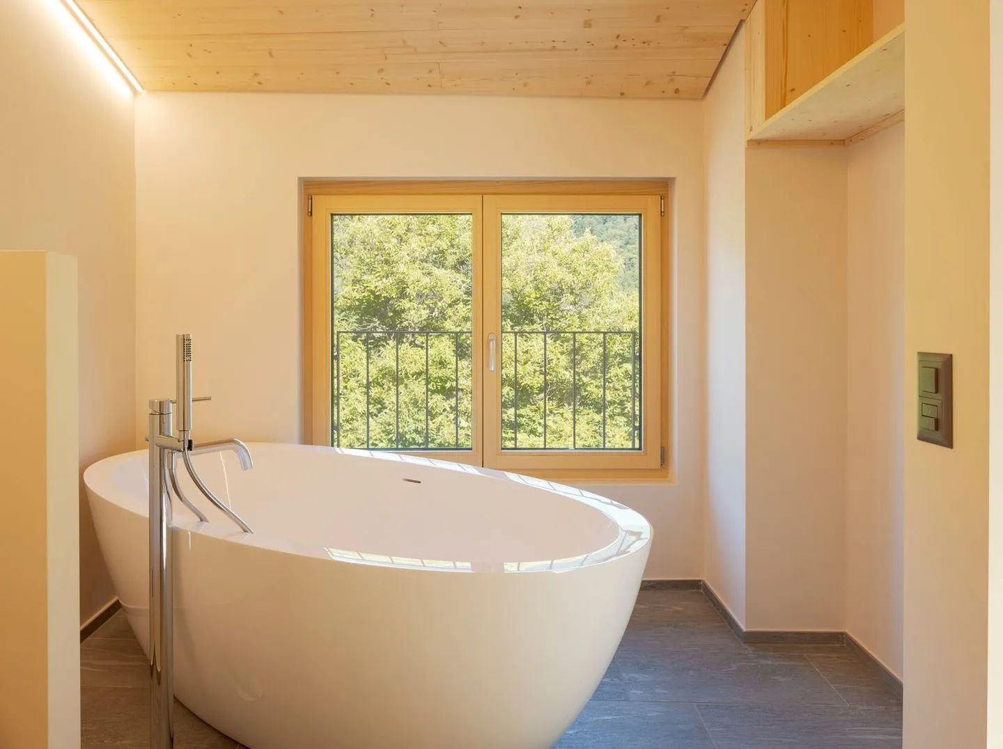 Maison de design à Malcantone - Photo 3 sur 17