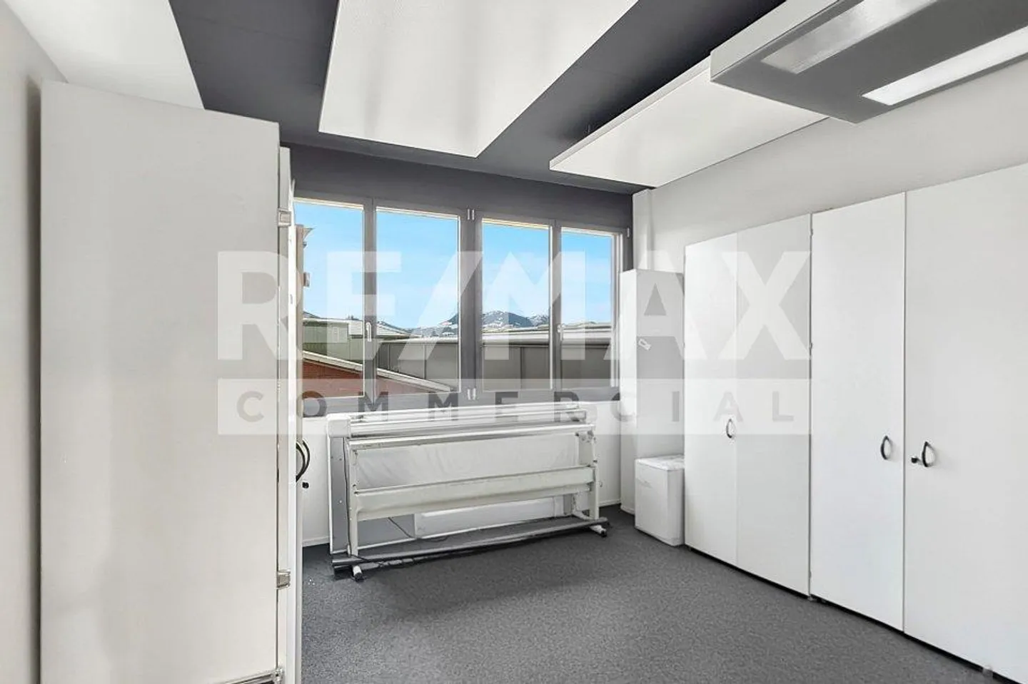 Bureaux attrayants et modernes dans un emplacement idéalement accessible - Photo 13 sur 13