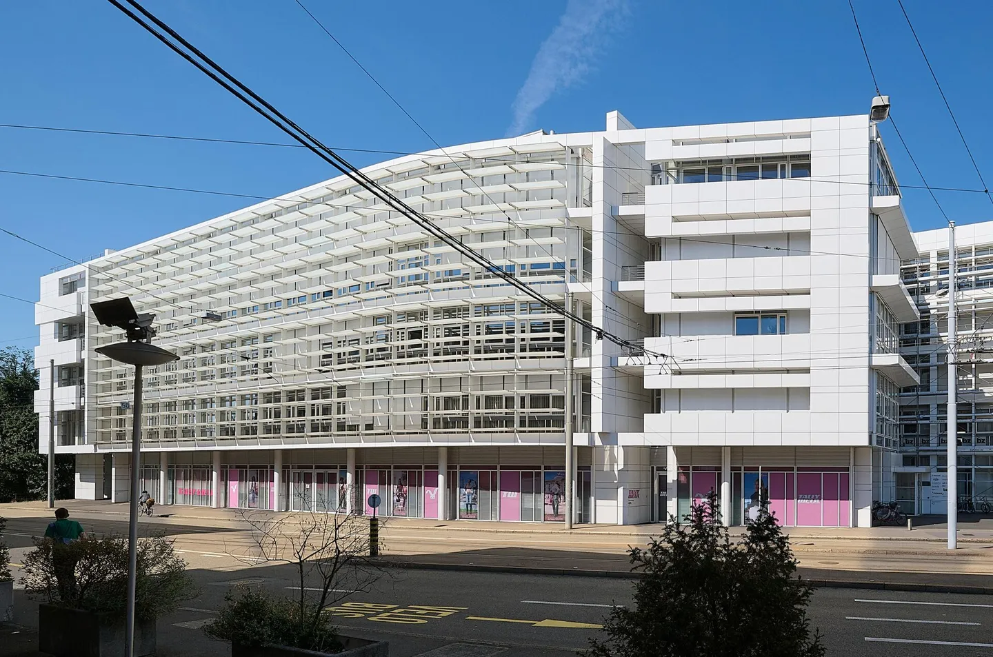 WHITE PLAZA: Ufficio in città presso la stazione SBB - Foto 2 di 7