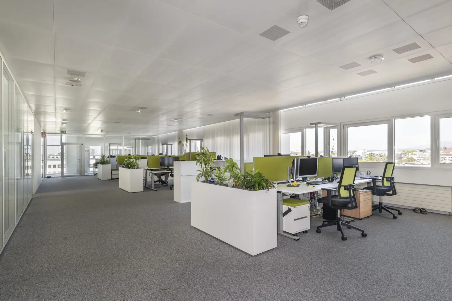 WHITE PLAZA: Ufficio in città presso la stazione SBB - Foto 4 di 7