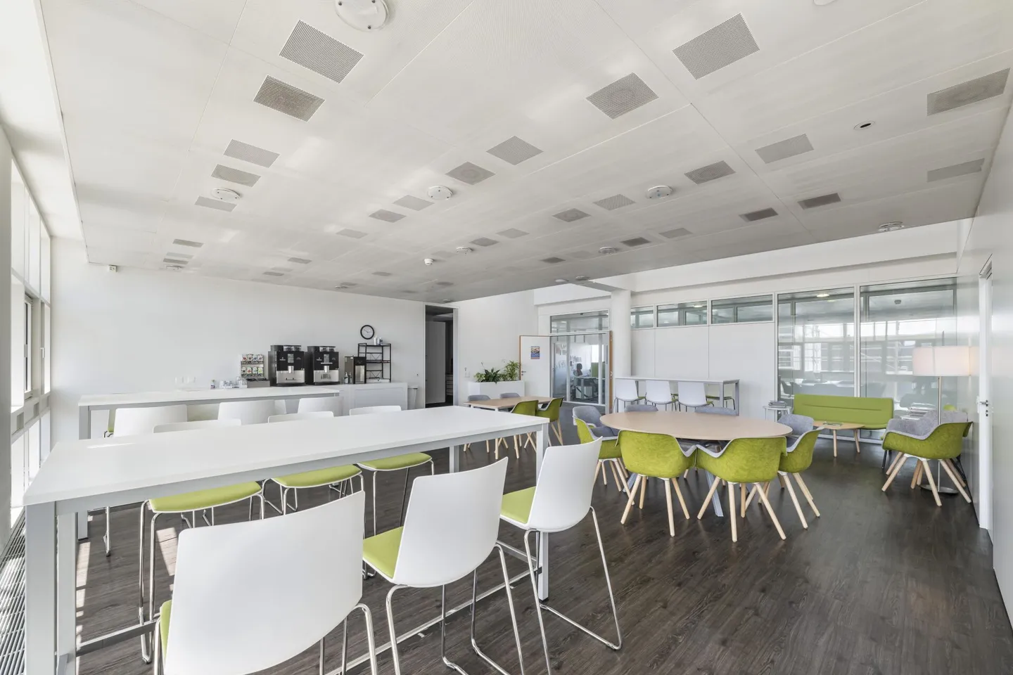 WHITE PLAZA: Ufficio in città presso la stazione SBB - Foto 7 di 7