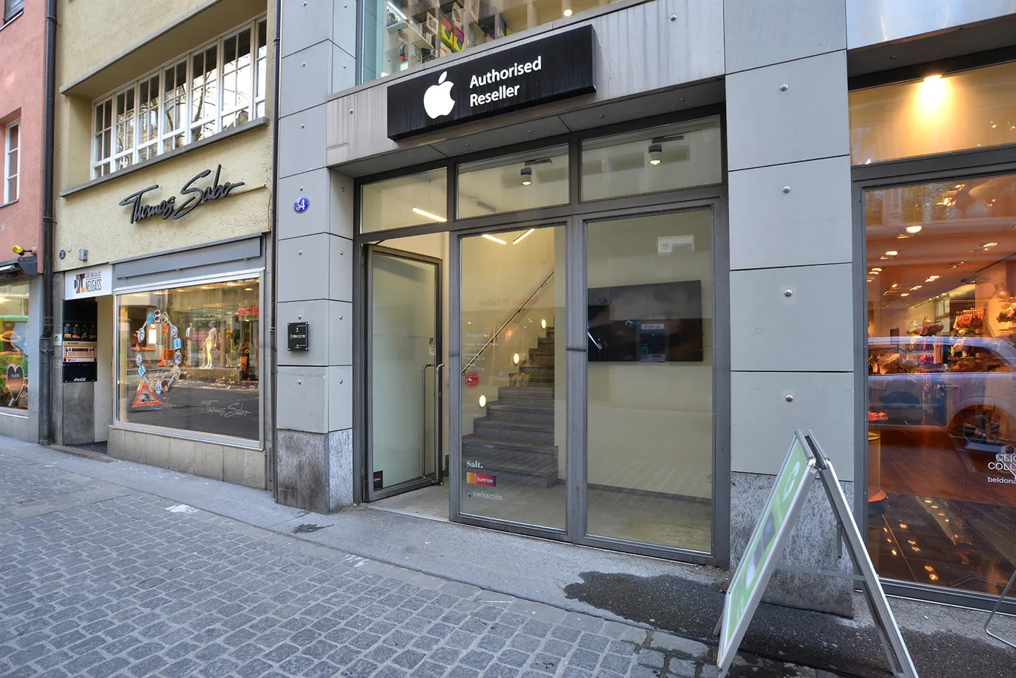 Commerce - Photo 10 of 13