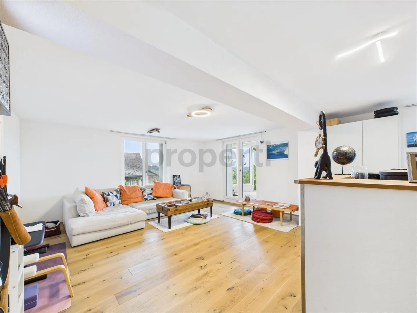 Charmante Wohnung in Truttikon mit 3.5 Zimmern und idyllischem Garten - Foto 1 von 9