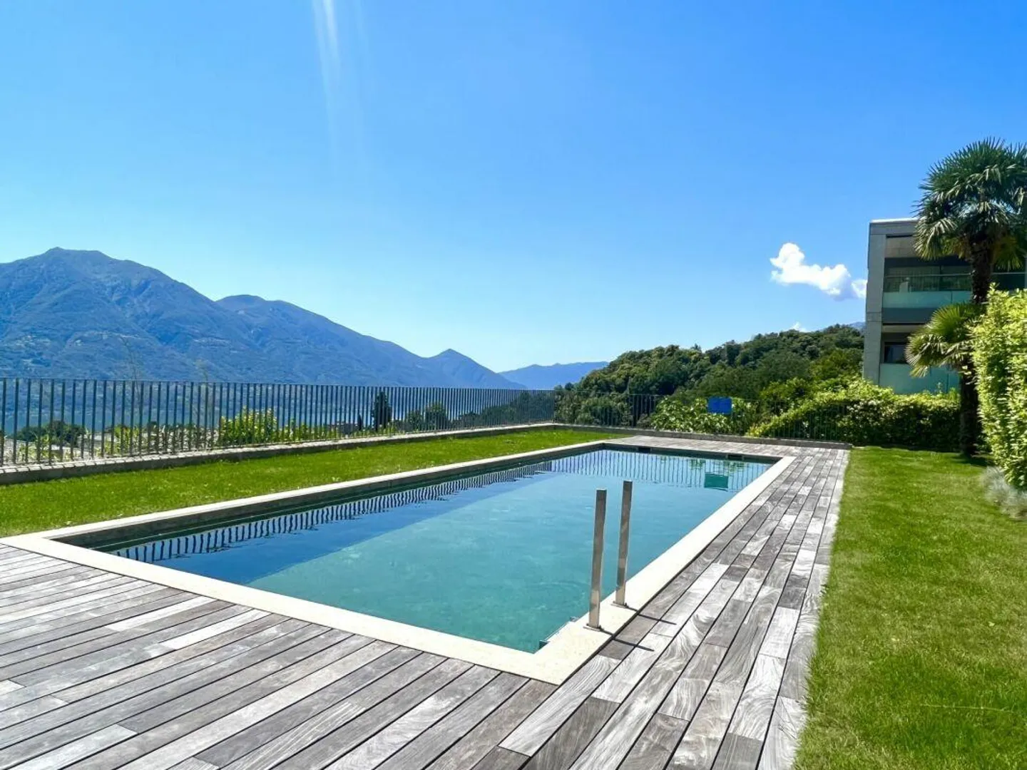 Magnificent 4.5-room apartment with additional studio in Contra - Photo 5 of 18