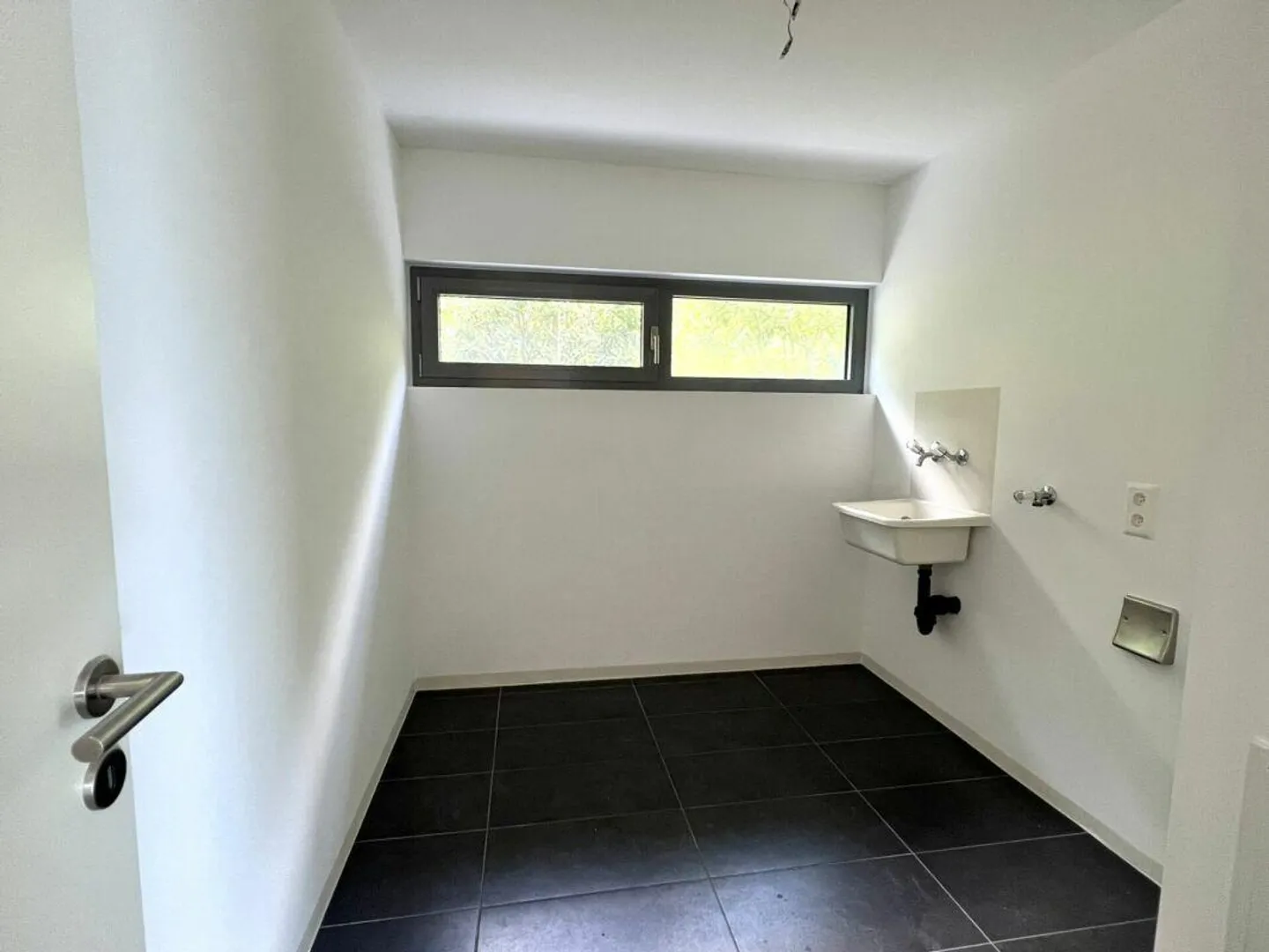 Magnificent 4.5-room apartment with additional studio in Contra - Photo 16 of 18