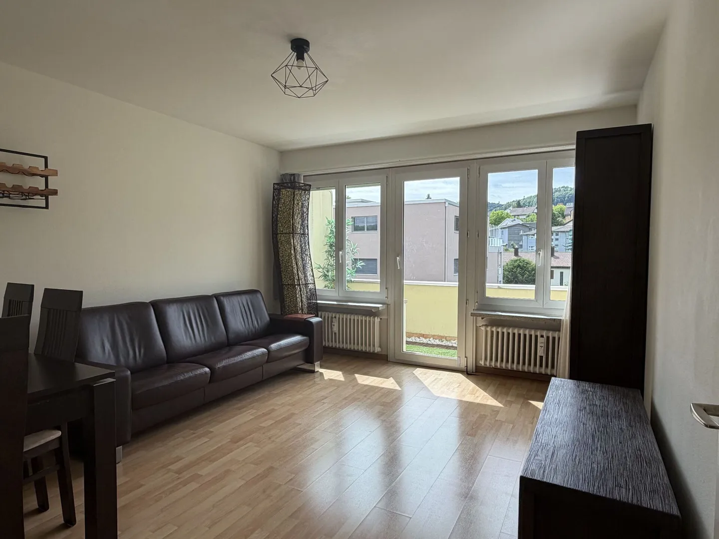 3.5-room apartment with balcony and outdoor parking space - Photo 6 of 14