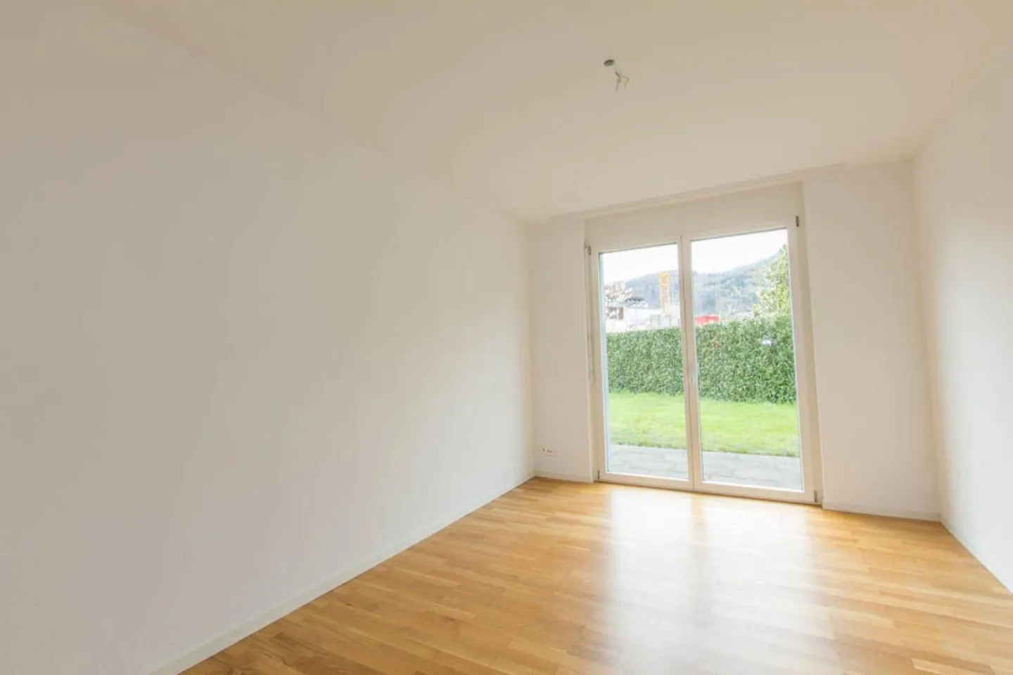 Spacious, modern and bright apartment - Photo 7 of 15