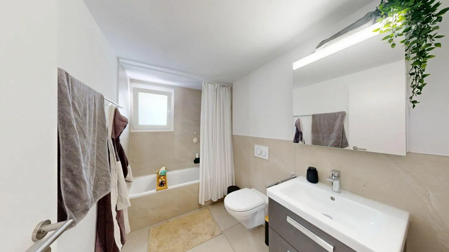 Maison individuelle moderne avec grand espace extérieur - Photo 14 sur 18