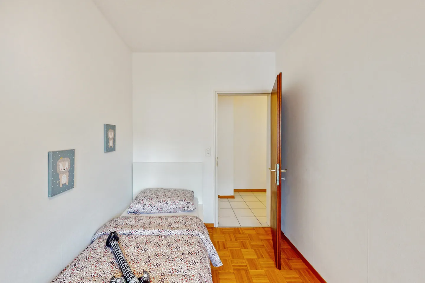 Two Steps from the Center - Photo 7 of 11