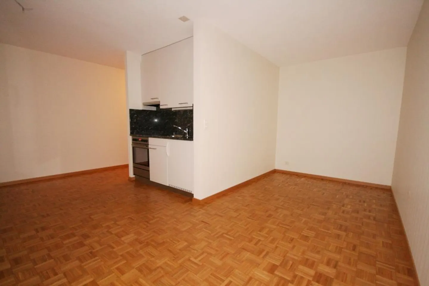Quietly located 1.5-room apartment - Photo 1 of 2