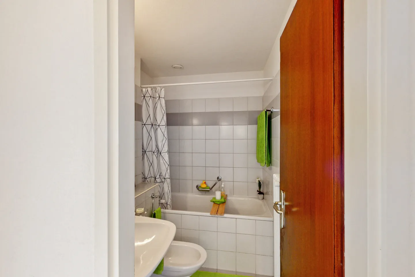 Two Steps from the Center - Photo 9 of 11