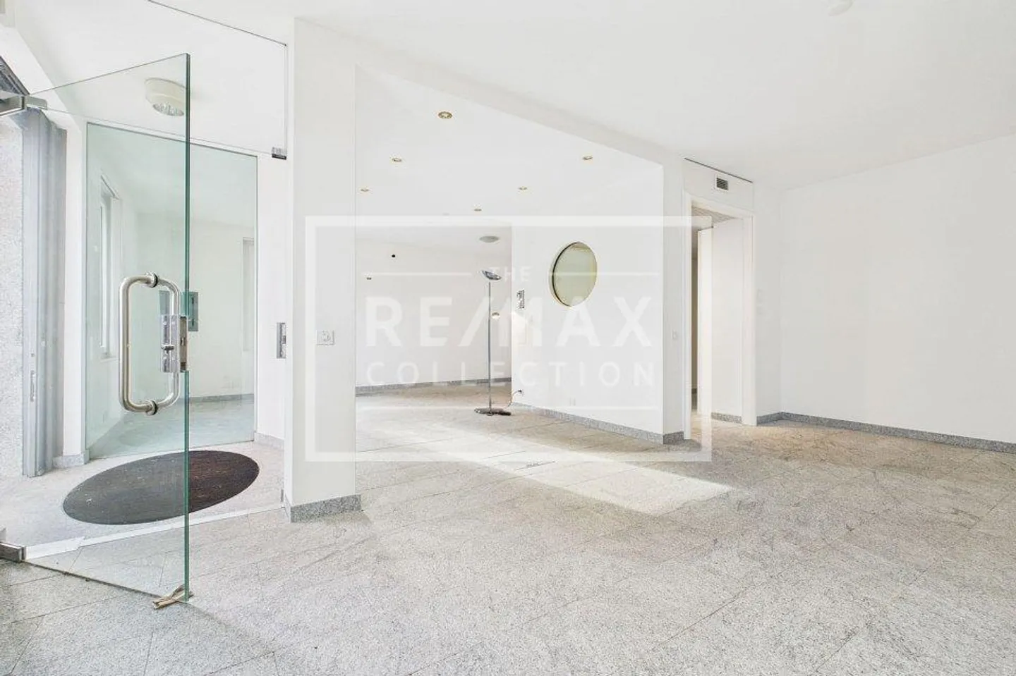 Ottima opportunità: ufficio 2,5 locali con spazi funzionali ad Agra... - Photo 5 sur 13