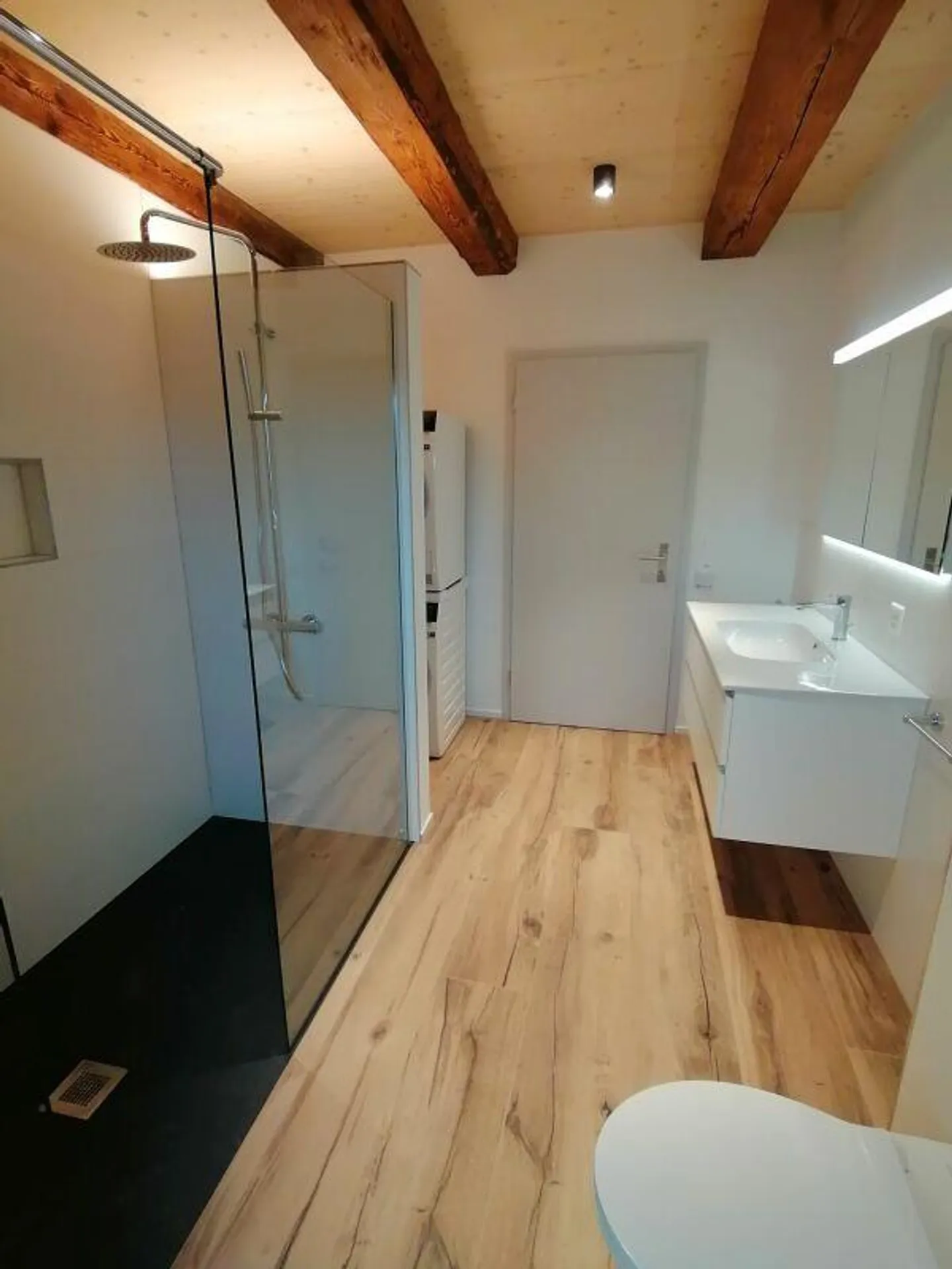 Neue 5.5-Zimmer Loftwohnung auf zwei Stockwerken - Foto 7 di 11