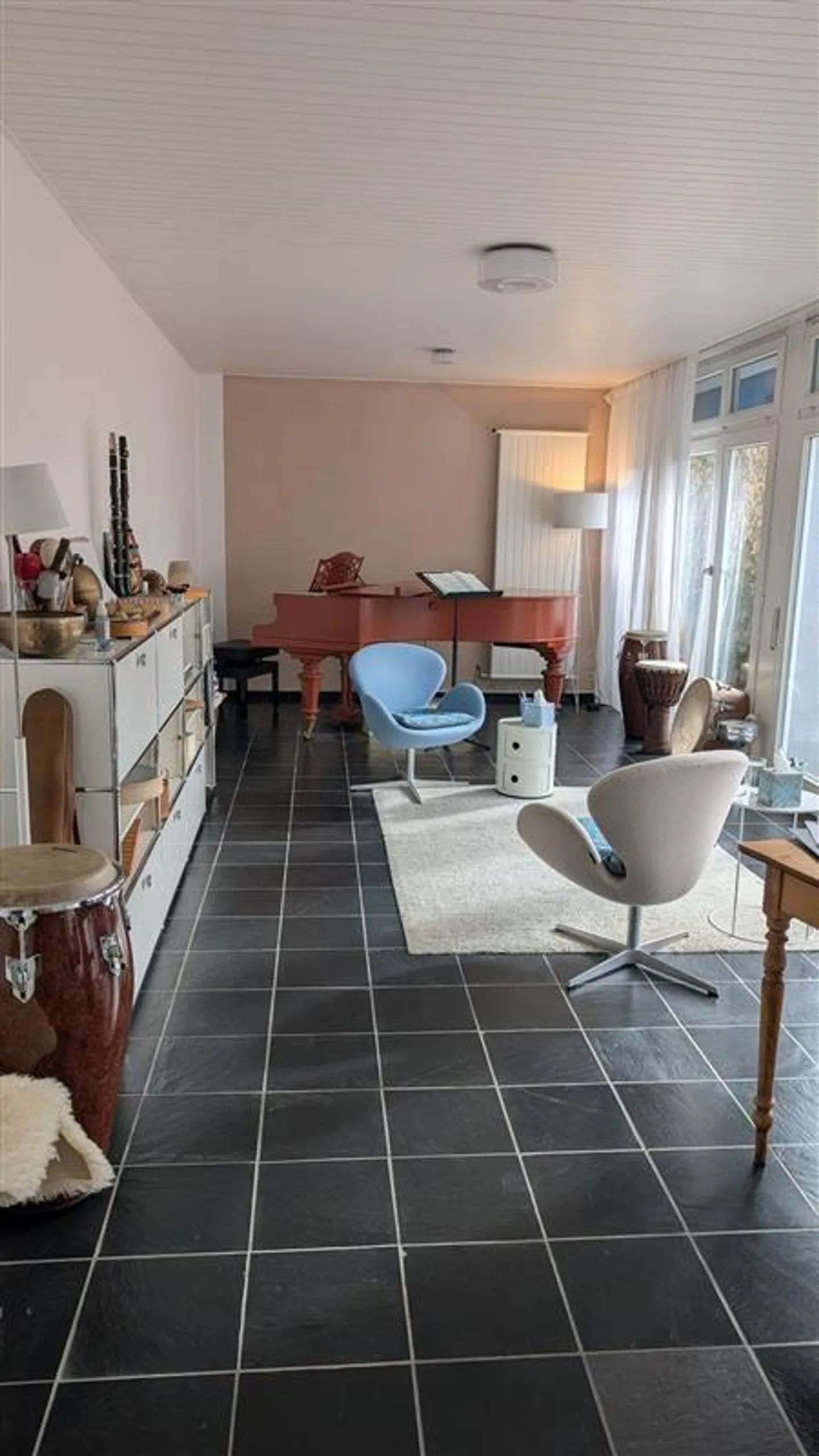 Atelier con vista sul Zurichberg a Zurigo dal 1° luglio 2026 - Foto 1 di 5