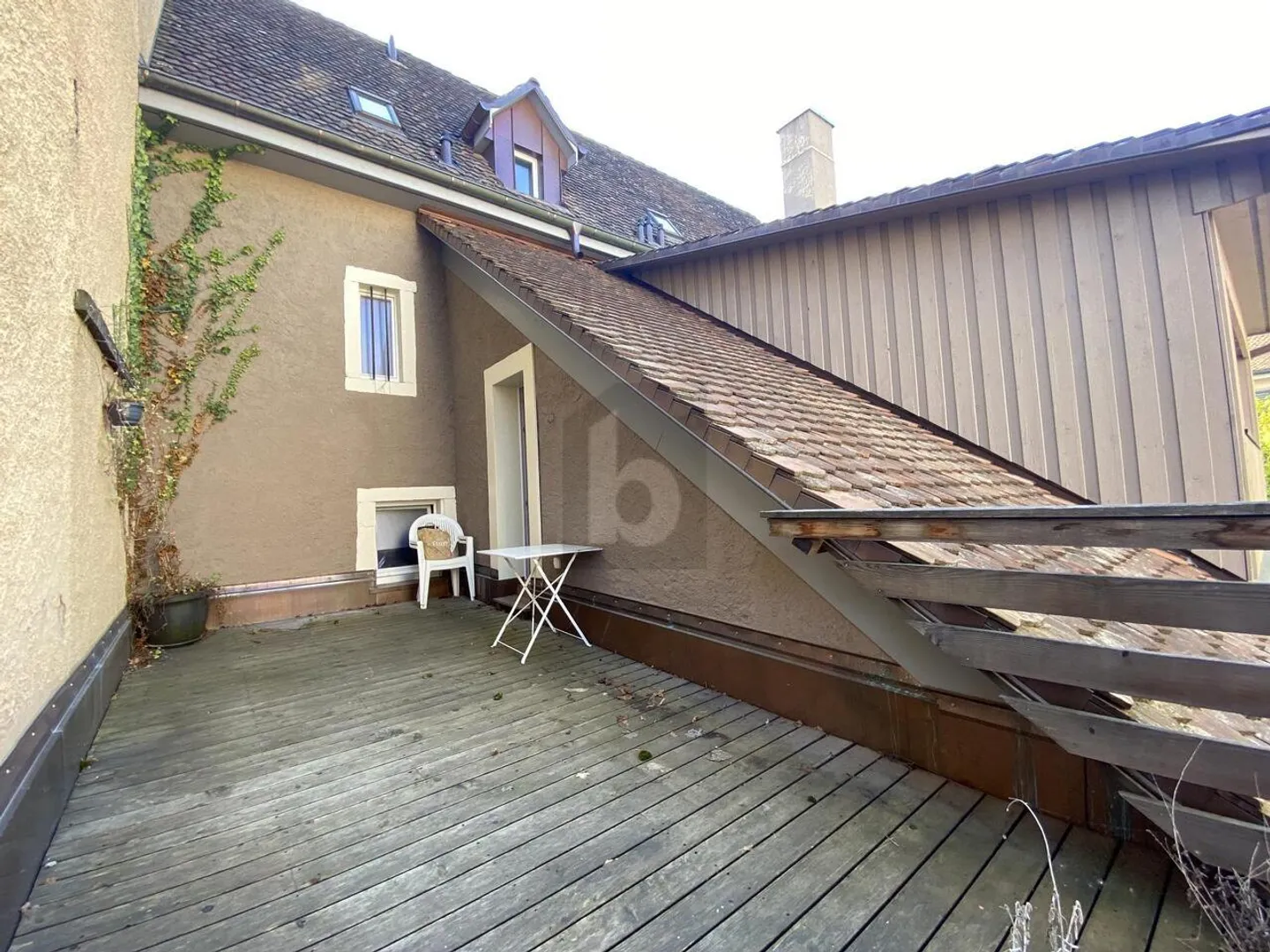 SPAZIOSO E RINNOVATO - Foto 4 di 6