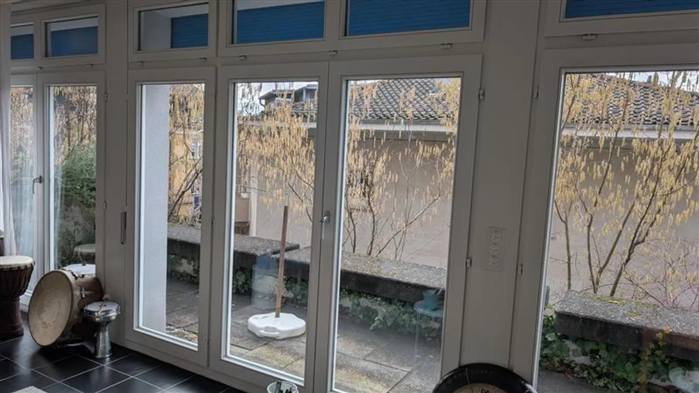 Atelier con vista sul Zurichberg a Zurigo dal 1° luglio 2026 - Foto 3 di 5