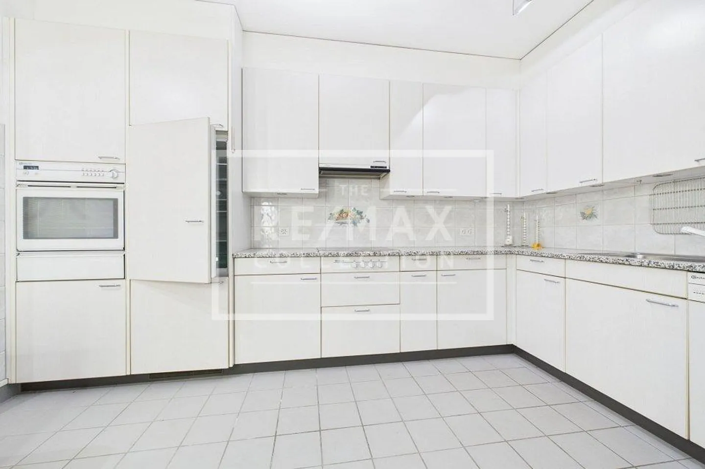 Ottima opportunità: ufficio 2,5 locali con spazi funzionali ad Agra... - Photo 13 sur 13