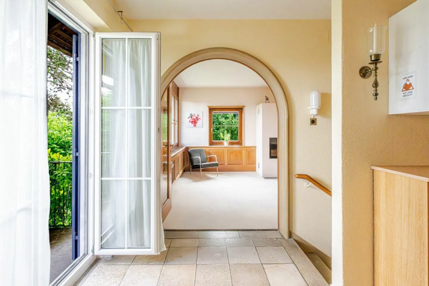 Casa unifamiliare storica incontra possibilità moderne - Foto 2 di 6