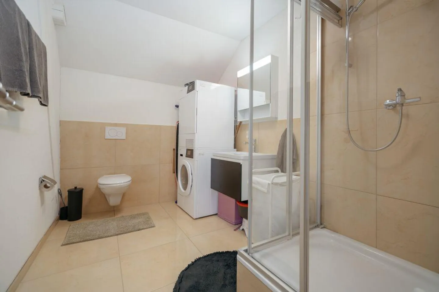 Charming 4.5-room apartment with panoramic views and high-quality finish - Photo 12 of 16