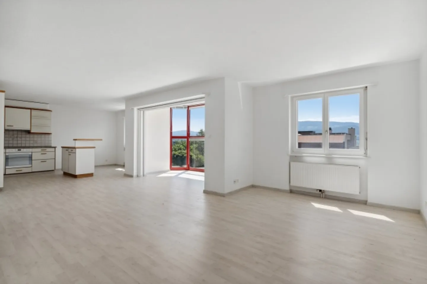 Bel appartement de 4 pièces, lumineux, avec vue sur Delémont-*Offre spéciale* - Photo 1 sur 6