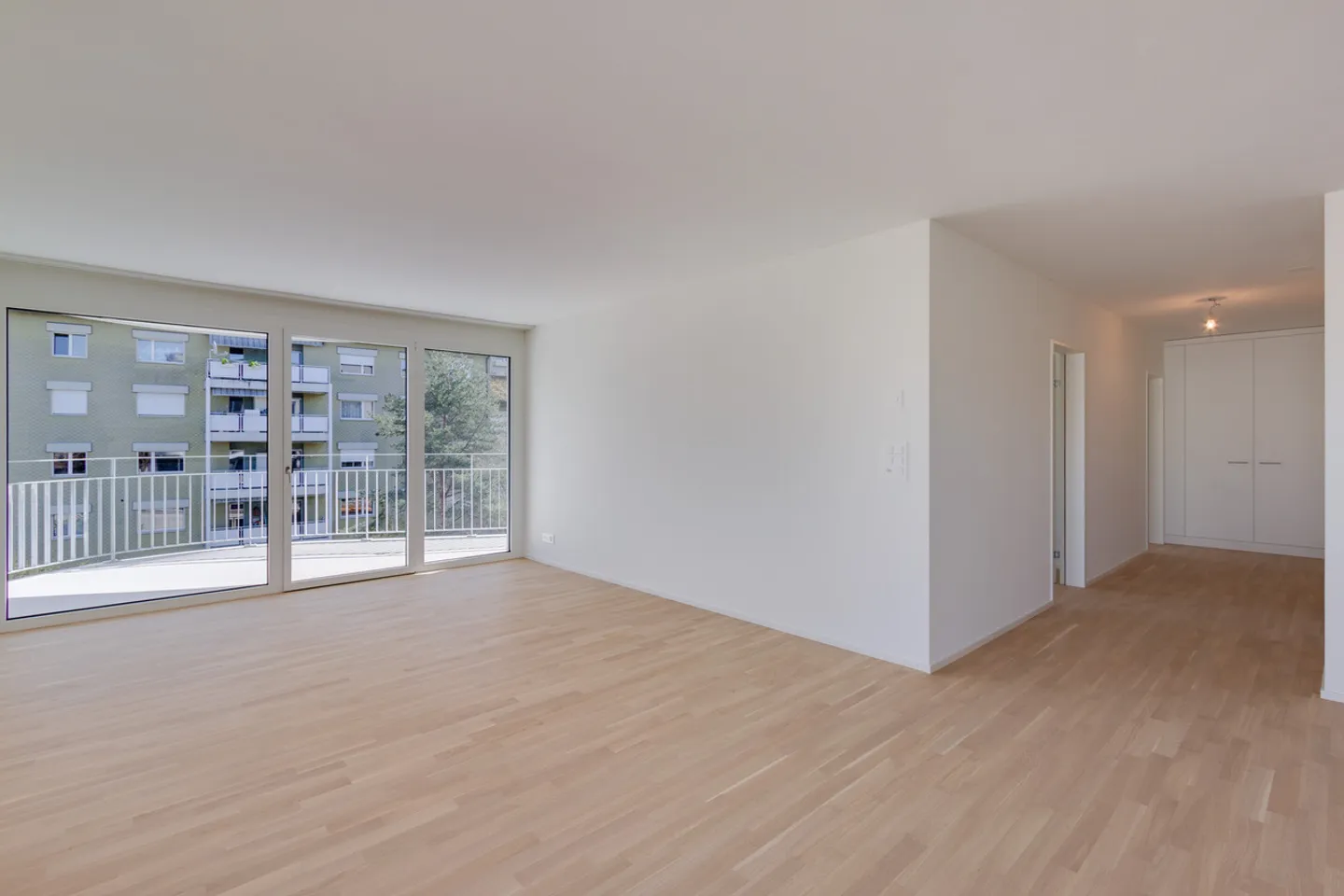 3.5 Room Apartment - Photo 6 of 11