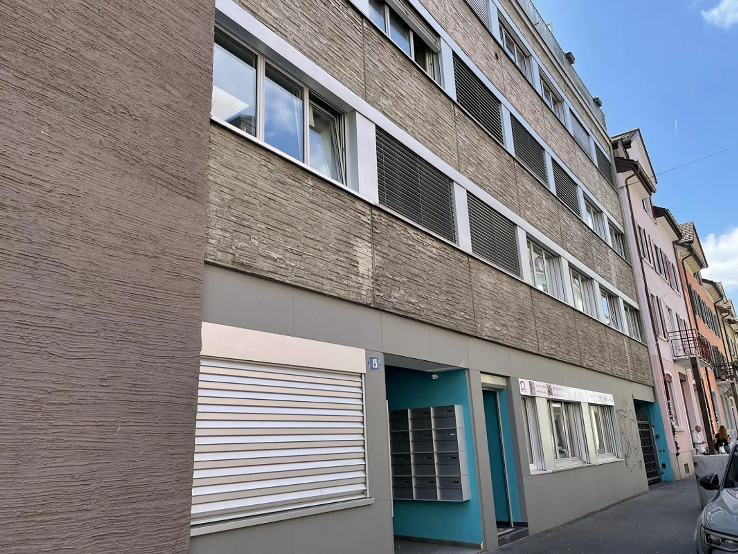 Charmant appartement mansardé 1 pièce avec terrasse sur le toit - Photo 1 sur 7