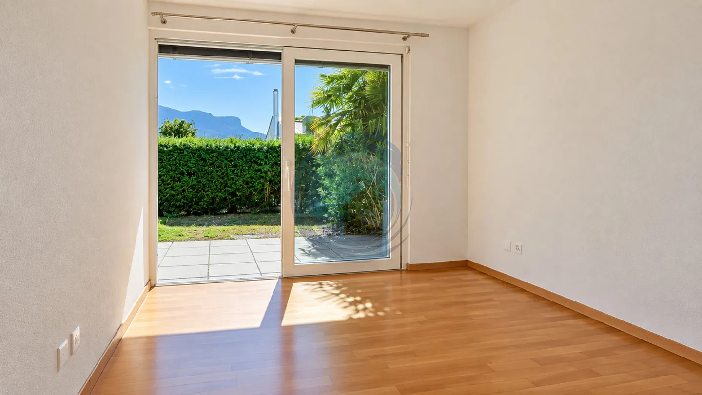 VILLA A SCHIERA CON VISTA PANORAMICA SUL LAGO E GIARDINO PRIVATO - Foto 17 di 22