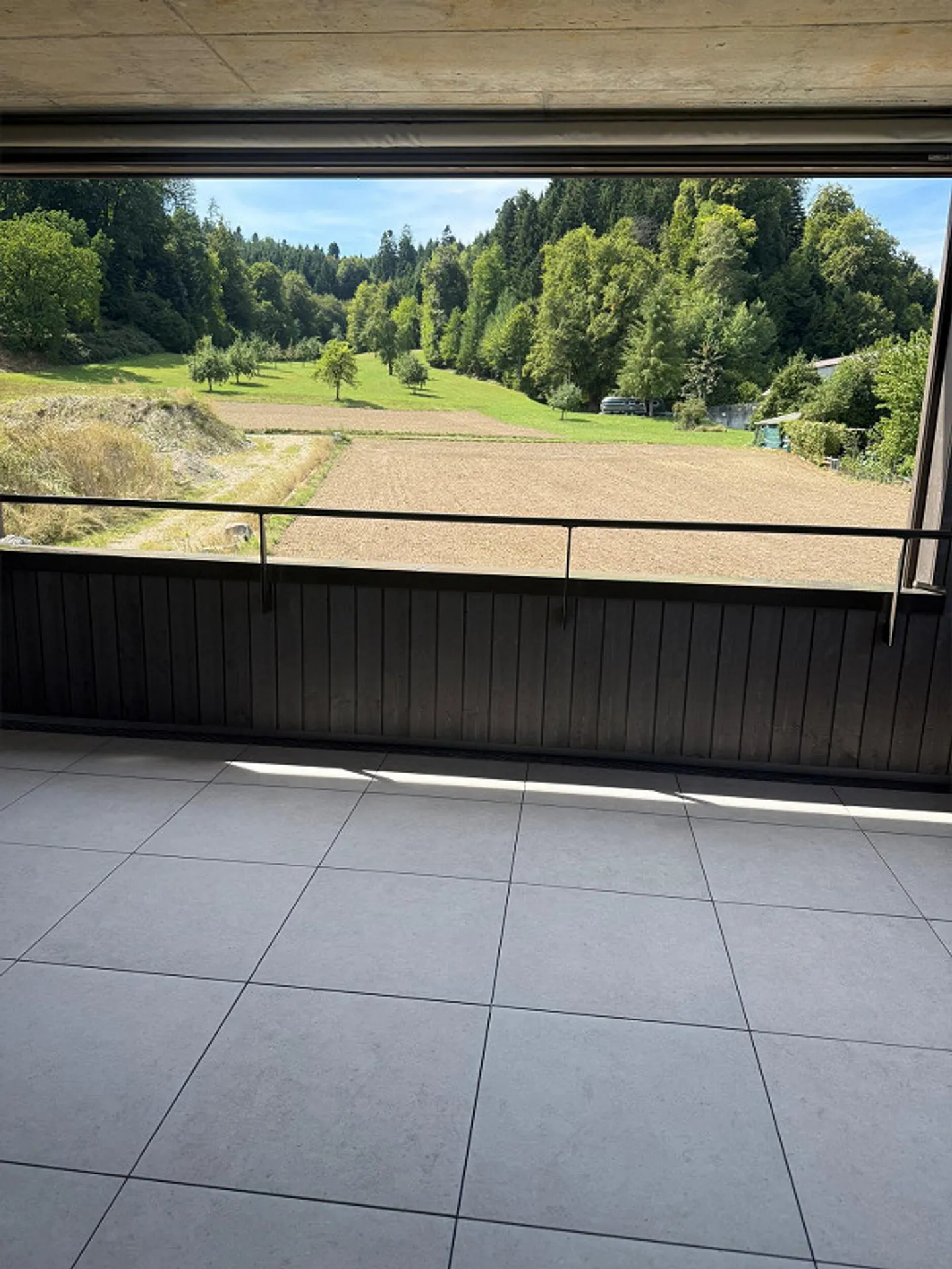 Affittare un appartamento di 5 ½ stanze a Langnau bei Reiden - Foto 2 di 11