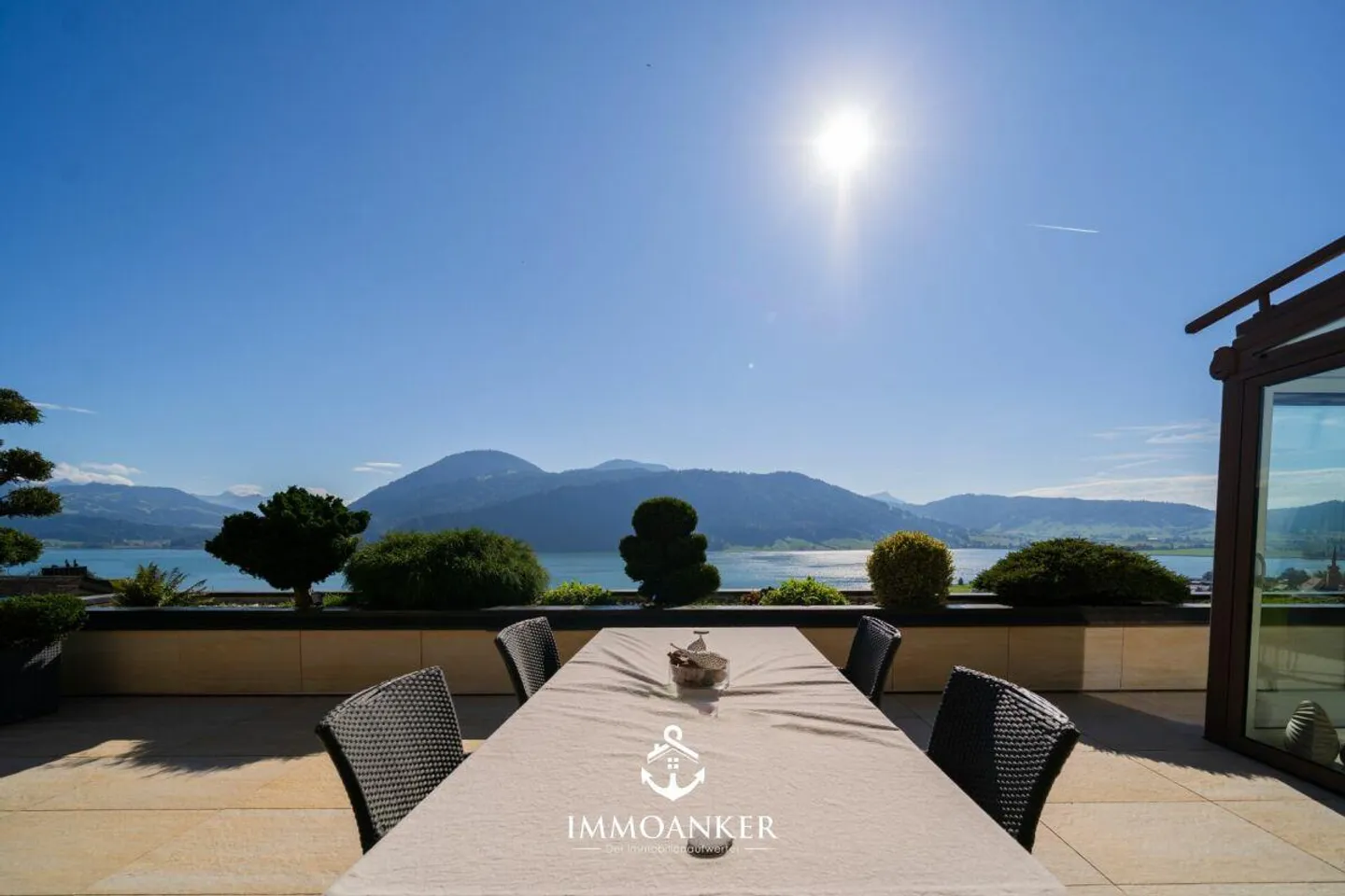 Your Loge over Lake Ägeri - Living with a View in Oberägeri - Photo 13 of 13