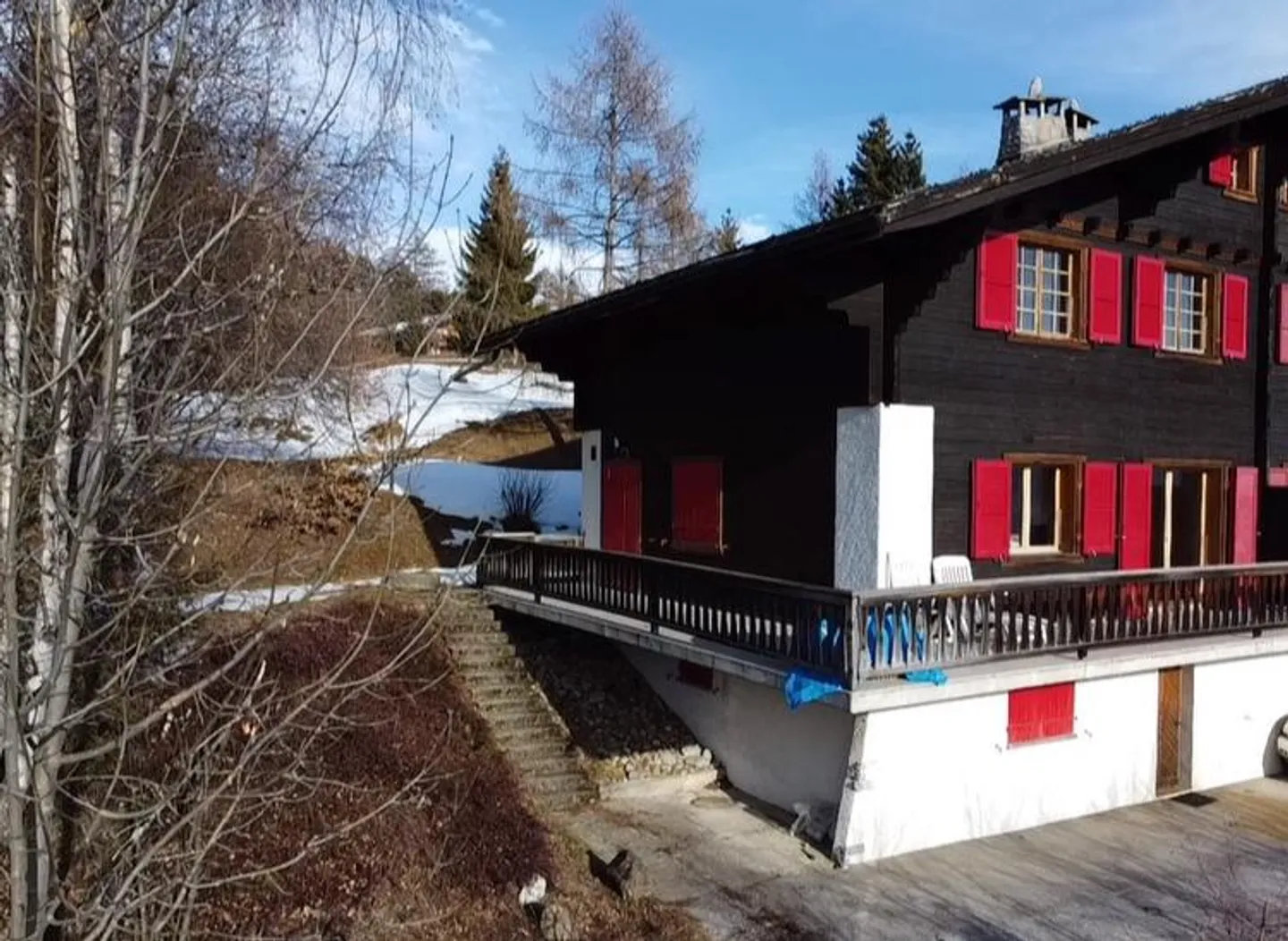 Charmantes Chalet mit Panoramablick - Foto 1 von 13