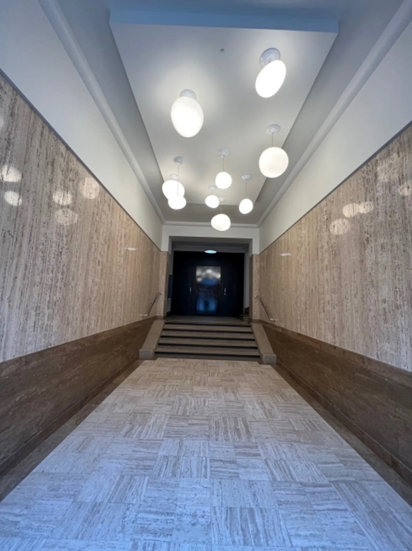 Apartment for rent - Photo 8 of 9