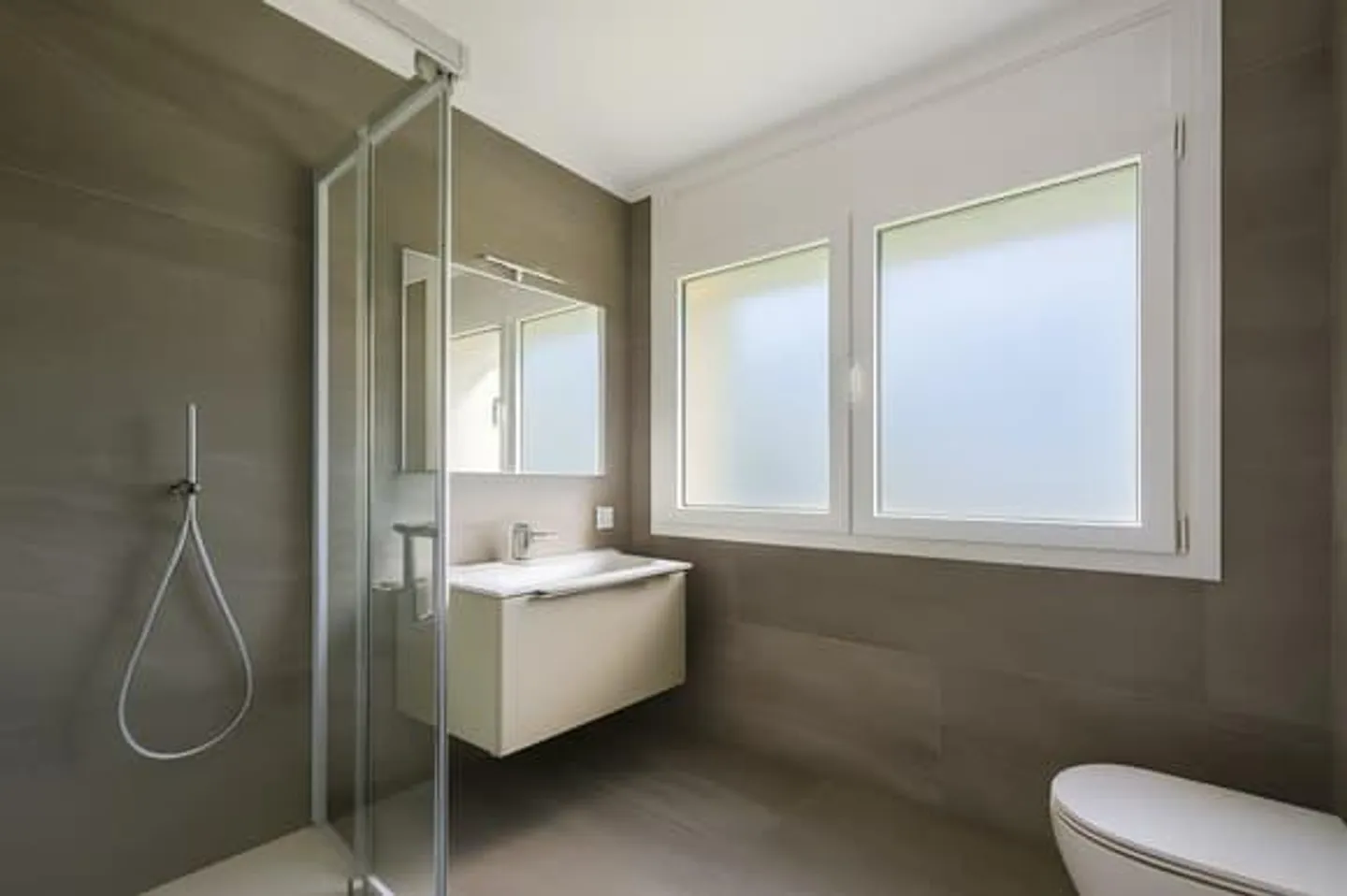 Caslano 2.5 loc. Modern with Large Terrace | - Photo 8 of 10