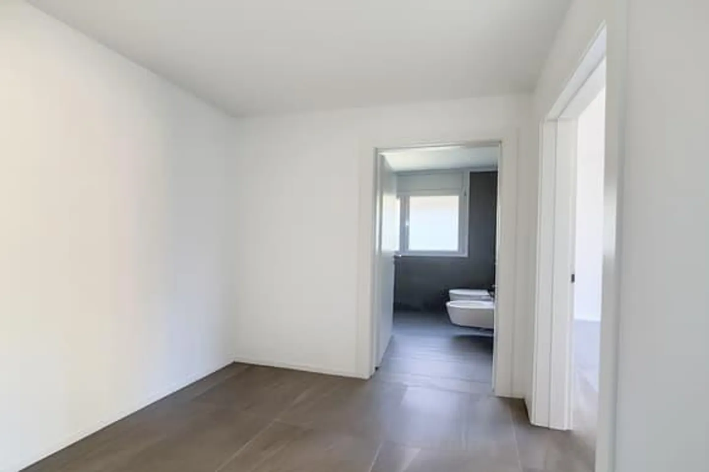 Caslano 2.5 loc. Modern with Large Terrace | - Photo 5 of 10