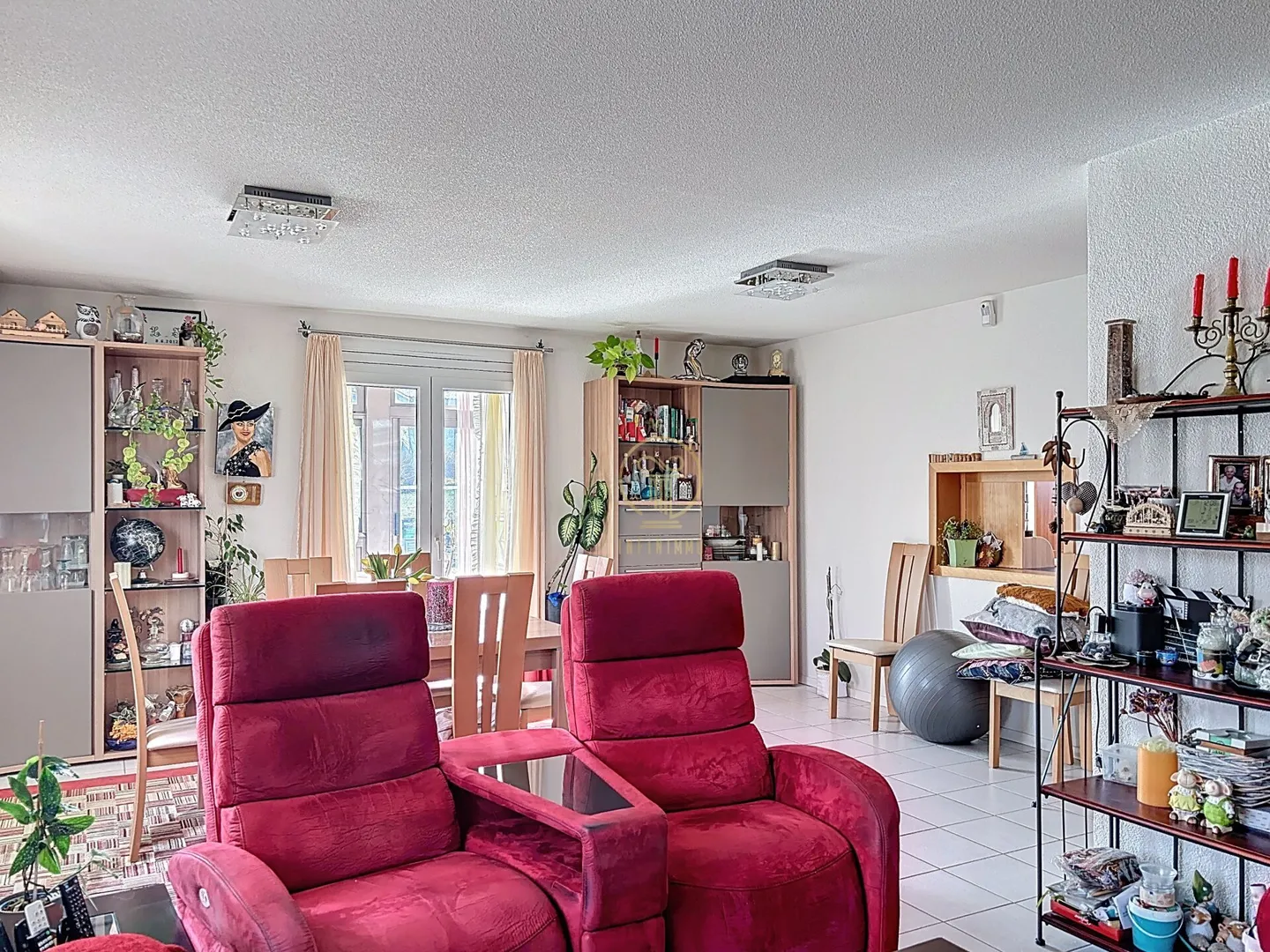 VUCHERENS - Esclusività! Bella casa indipendente luminosa su 2 livelli, con 5 camere da letto - Foto 7 di 15