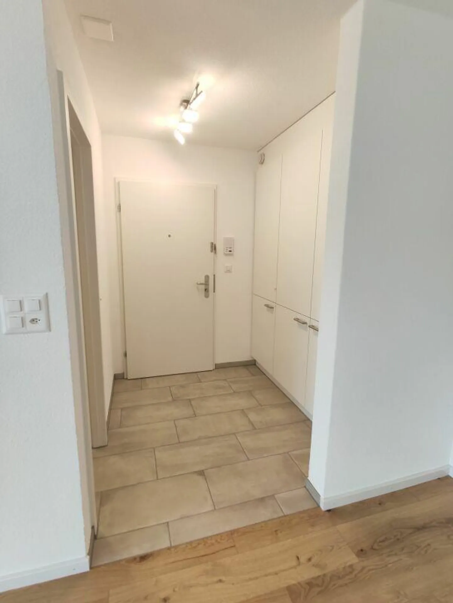 Central 2½ Room Apartment - Photo 8 of 12