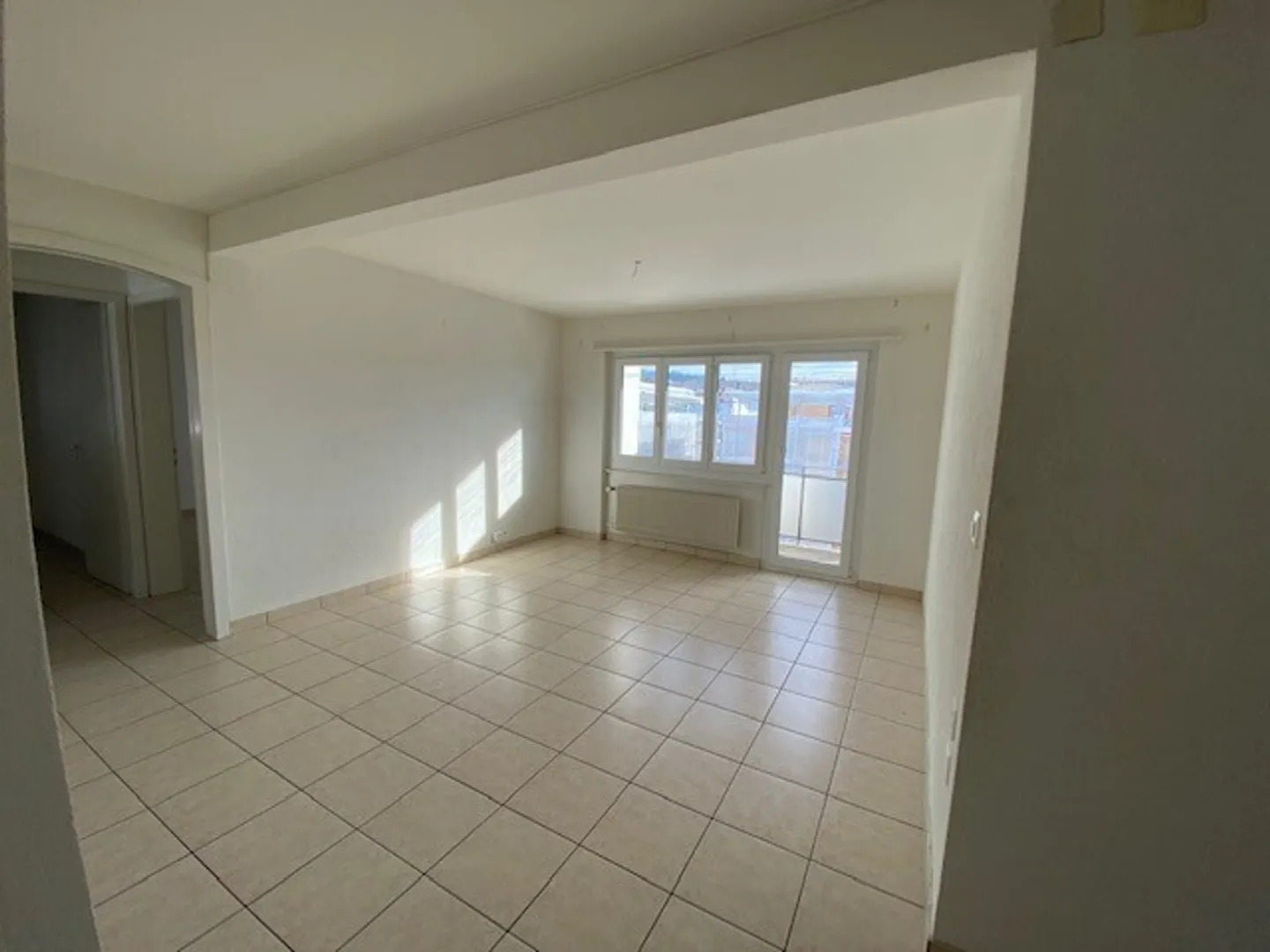 4-room apartment - Photo 1 of 6