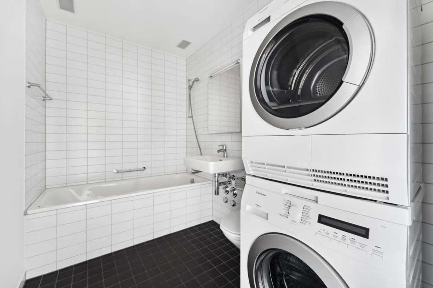 LOUER SANS CAUTION - Appartement moderne en ville pour les connaisseurs - Photo 3 sur 8