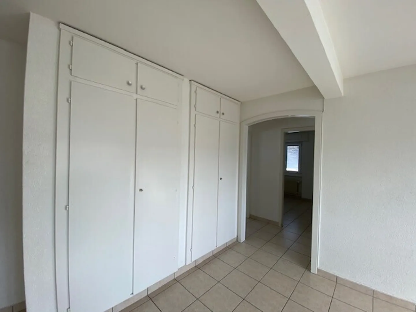 4-room apartment - Photo 2 of 6