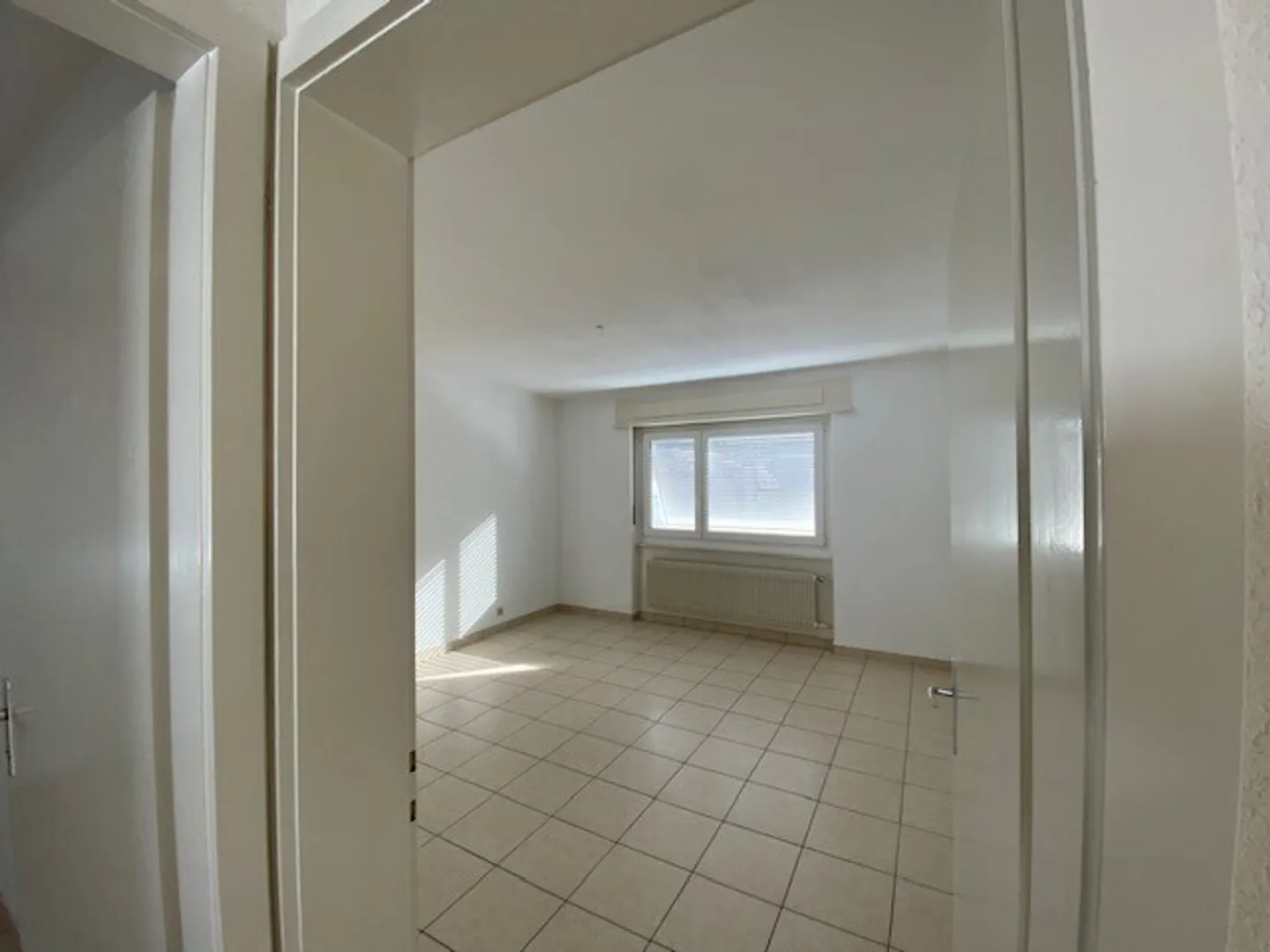 4-room apartment - Photo 3 of 6