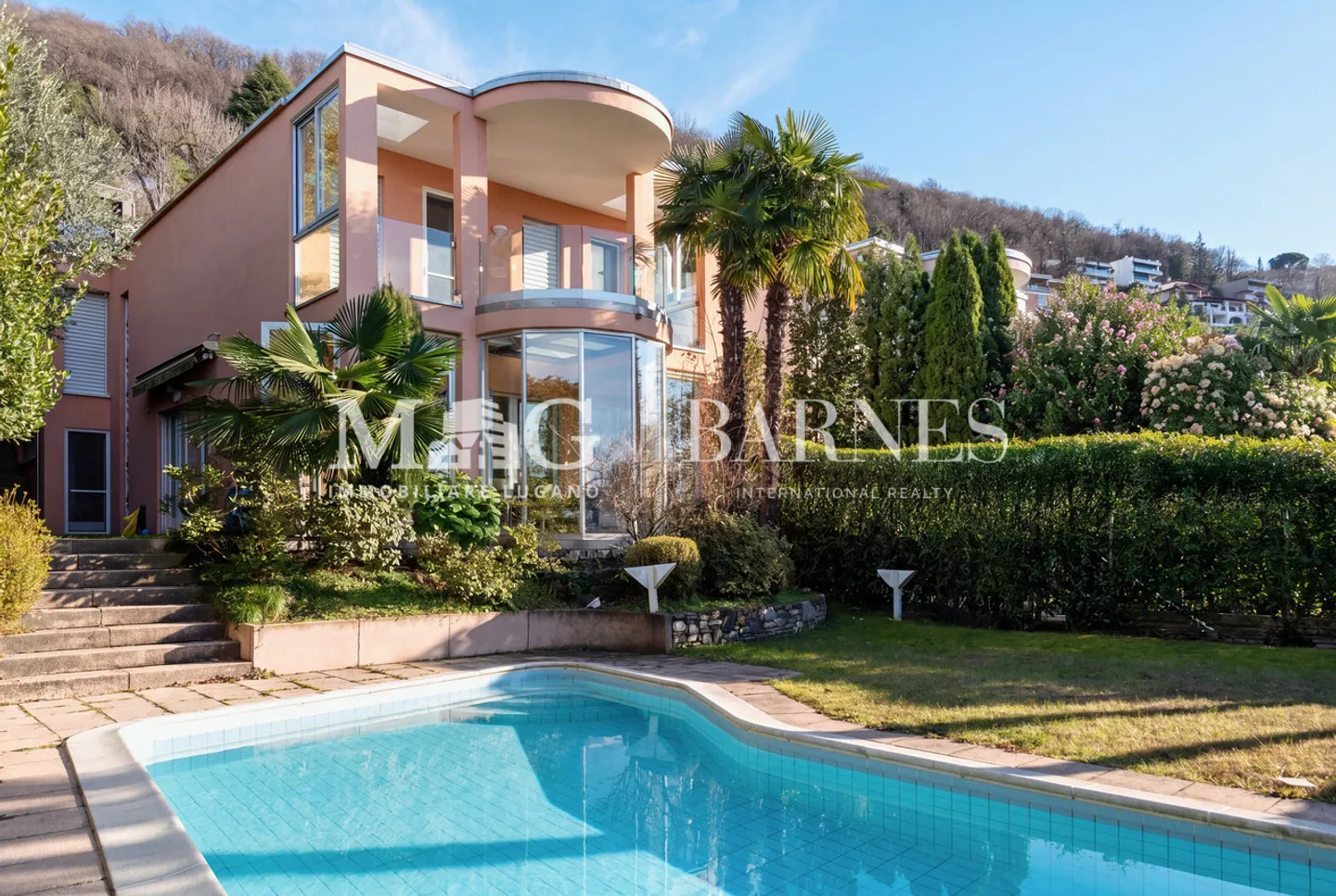 Montagnola, Collina d’Oro: Villa with pool and lake view - Photo 1 of 21