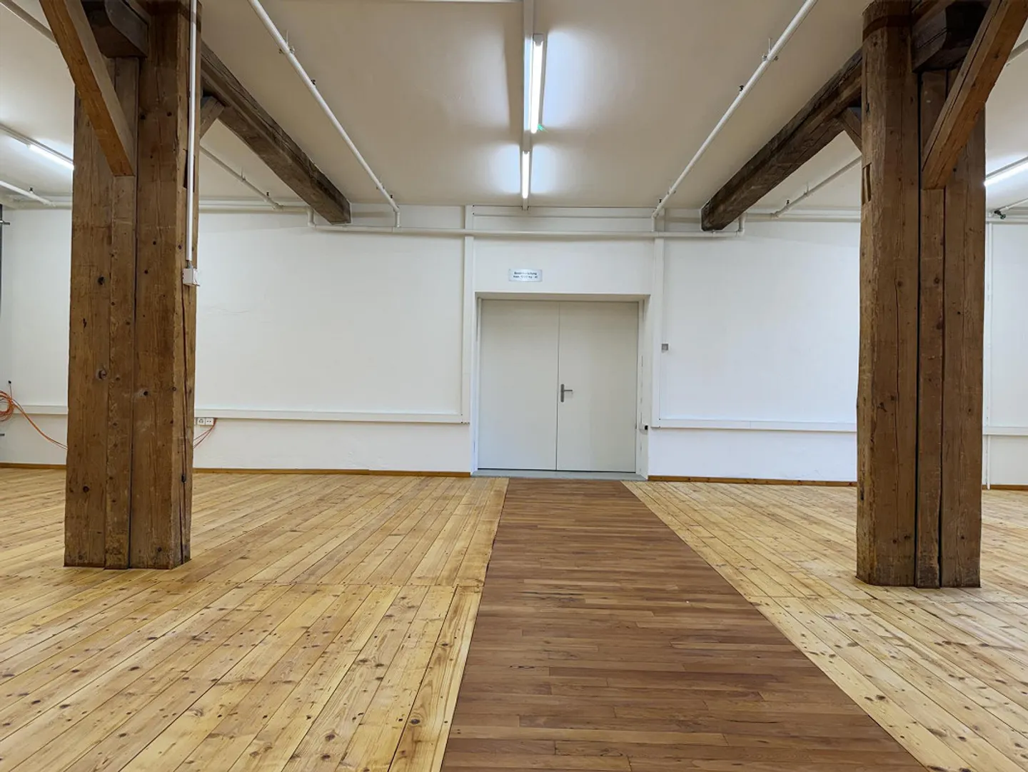 Modern commercial space in a central location in Zug - Photo 5 of 5