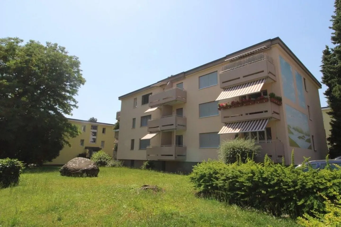 Bright 1-room apartment near Zurich for rent - Photo 1 of 7