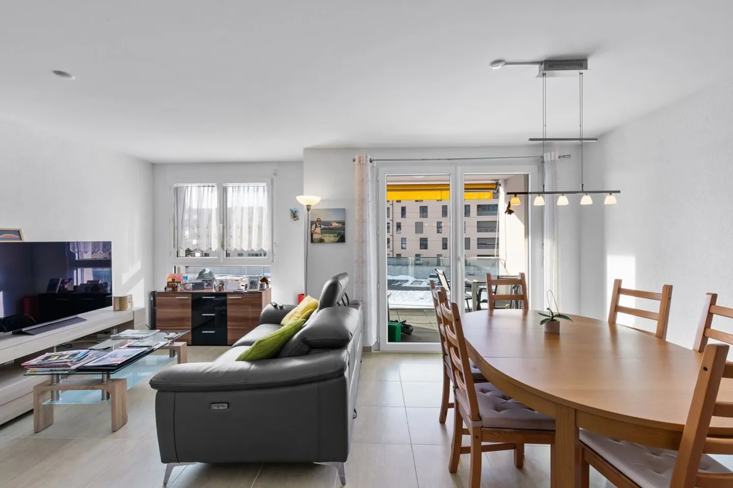 2.5-room apartment in a quiet area close to amenities - Photo 5 of 13