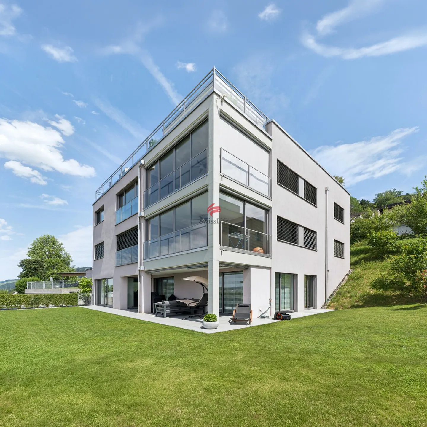Exclusive Garden Apartment - Photo 1 of 1