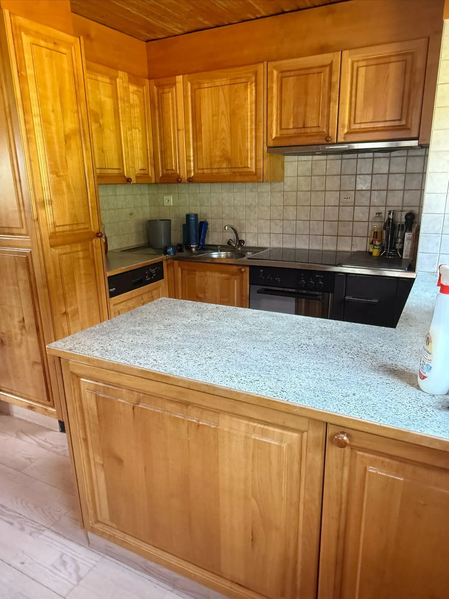 Charming 4.5-Room Chalet in an Absolutely Prime Location in Ried-Brig - Photo 10 of 10