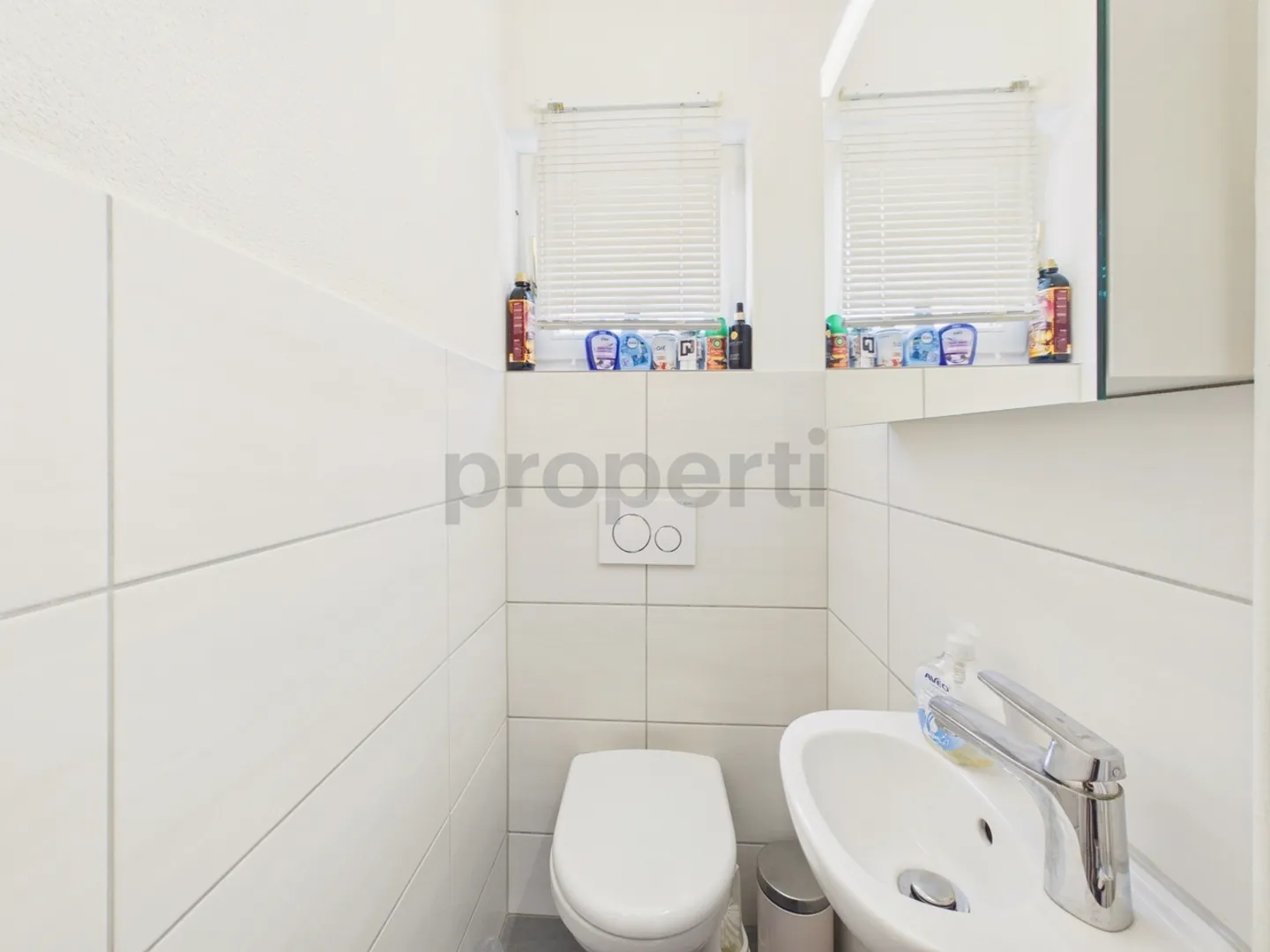 Who seeks, finds: The completely renovated family happiness on the outskirts of Döttingen - Photo 8 of 13