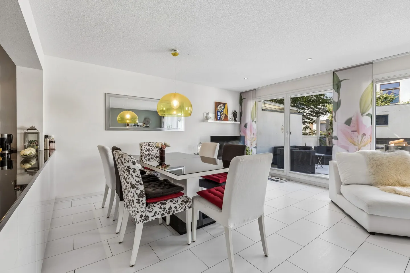 Newly built terraced house with generous space offering - Photo 6 of 13