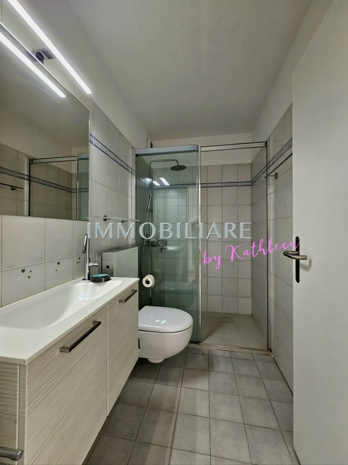 Bright Apartment with Garden - Photo 13 of 13